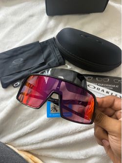 Oakley sunglasses sutros