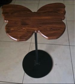 Brand New Butterfly-Shaped Side Table | Small Retro Coffee Table | Sturdy Metal Base | Living Room And Bedroom Decor | Modern Furniture Shelf