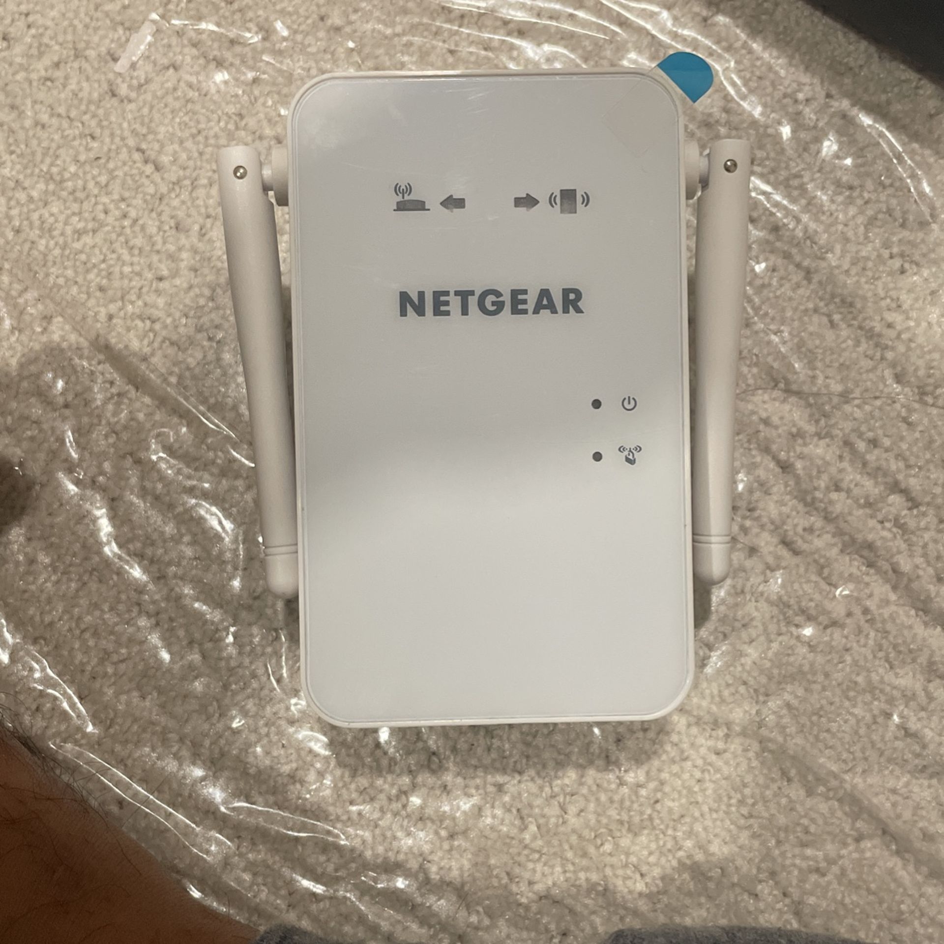 Net gear WiFi Range Extender 