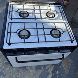 RV Stove