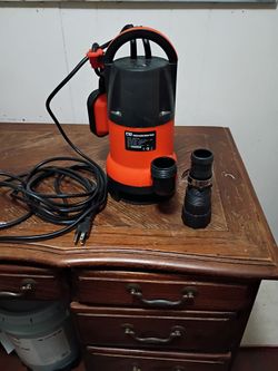 Submergible water pump
