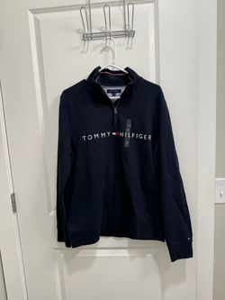 Men's Adaptive Quarter Zip Sweater - size medium