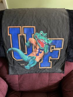Gator banner flag