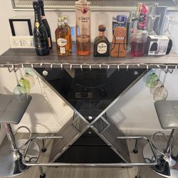 Bar and Stool Set 