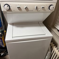 Washer/dryer Stacked GAS