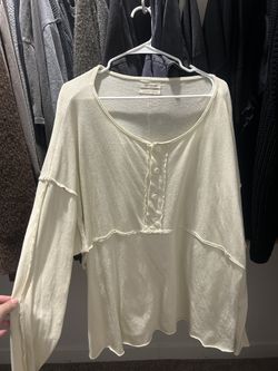 UO White Top