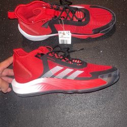 Basketball Shoes, Baseball Turf Shoes 