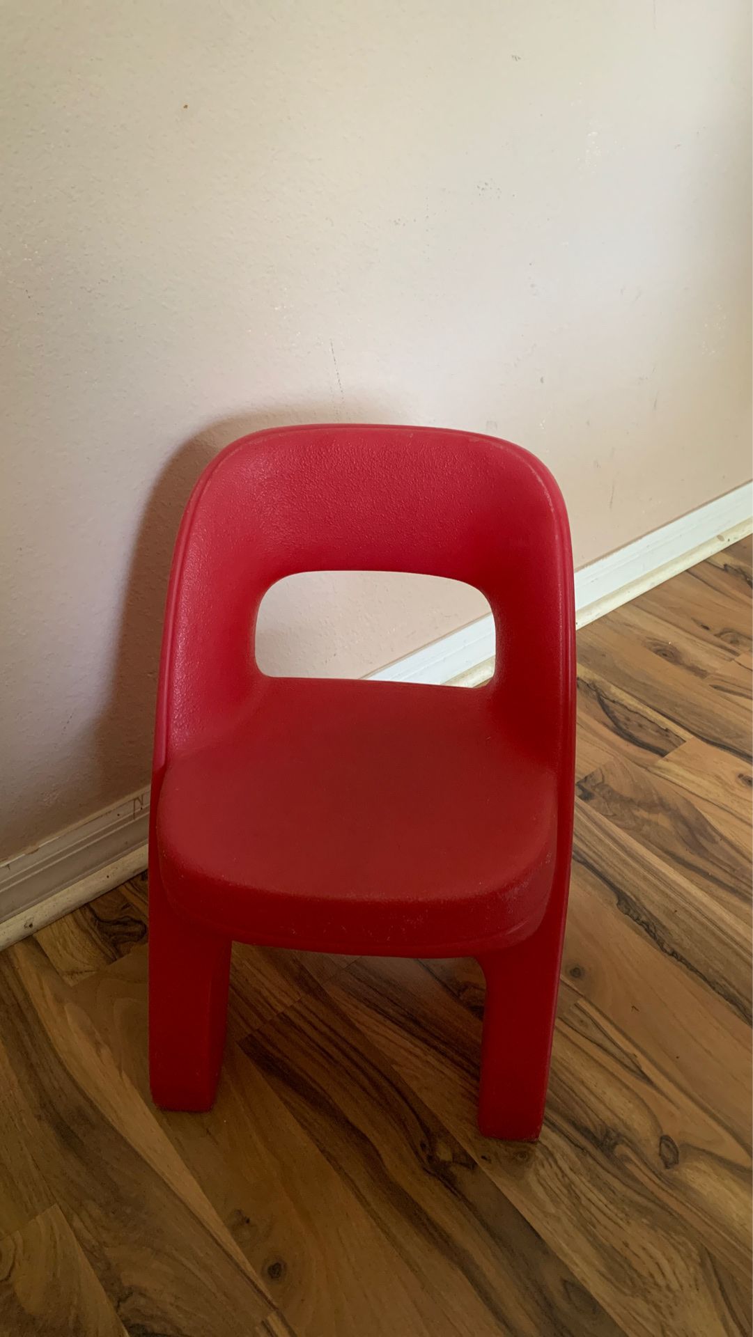 Step 2 Kid’s red chair