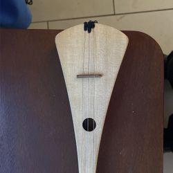 The Mcnally Strumstick