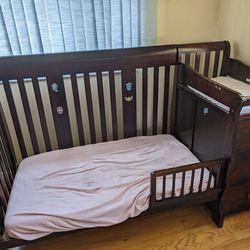  5-in-1 Convertible Crib and Changer (Brown) – Crib and Changing Table Combo with Drawer