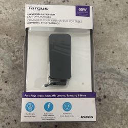 Targus Universal Laptop charger 