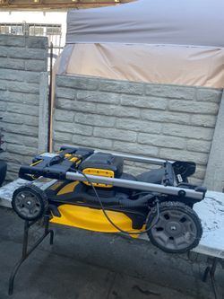Dewalt lawnmower