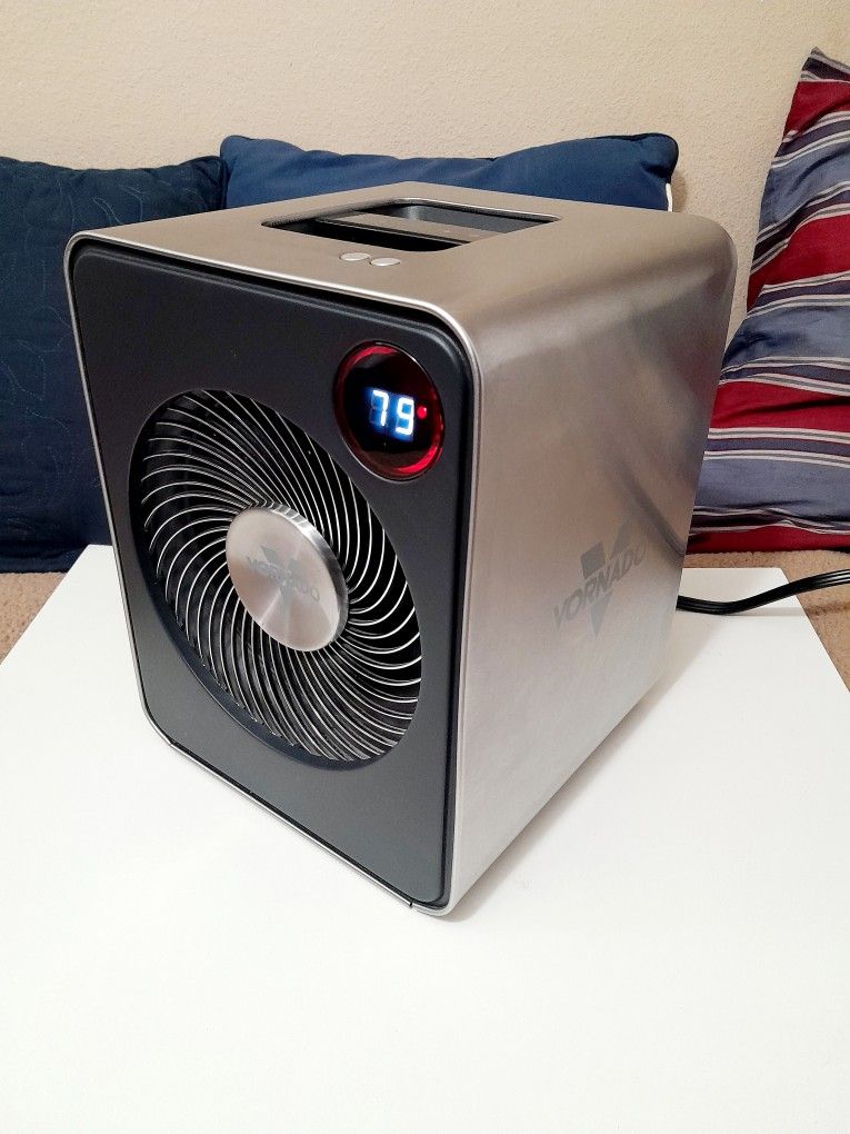 Vornado VMH600 Whole Room Metal Space 1500W Heater