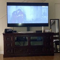 Tv stand
