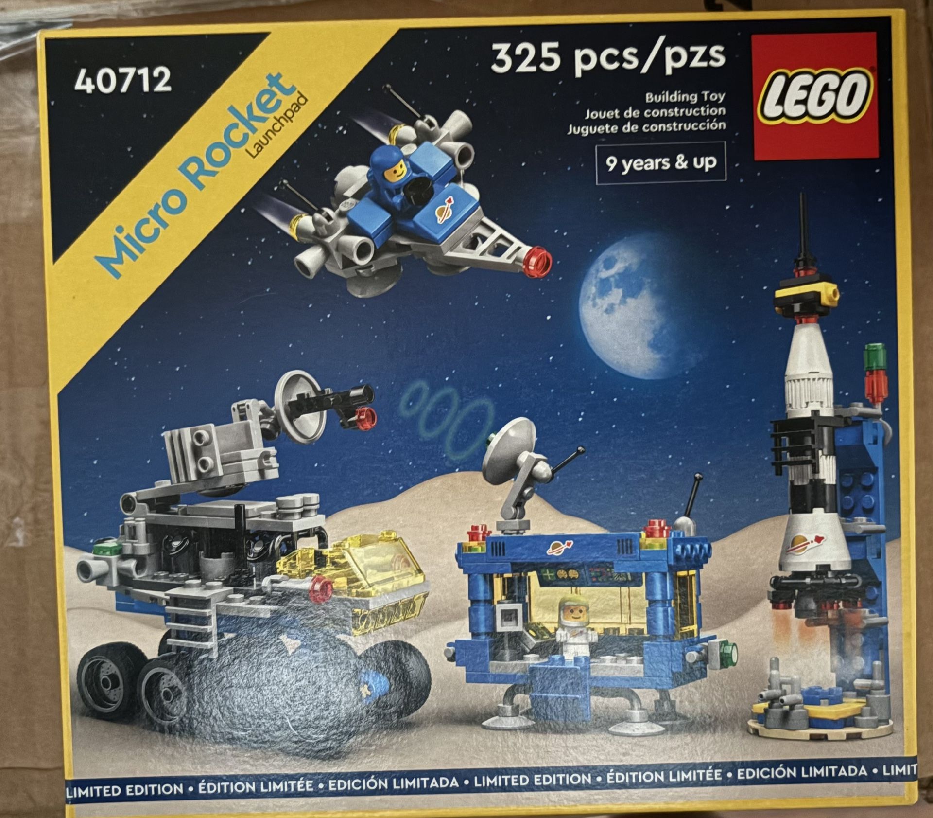 Lego Micro Launch Center
