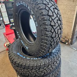 Set Of Tires Gladiator Xcomp 265 75 17 