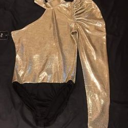 Tengo mucha ropa nueva!! 