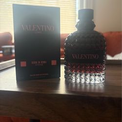 Valentino uomo Intense