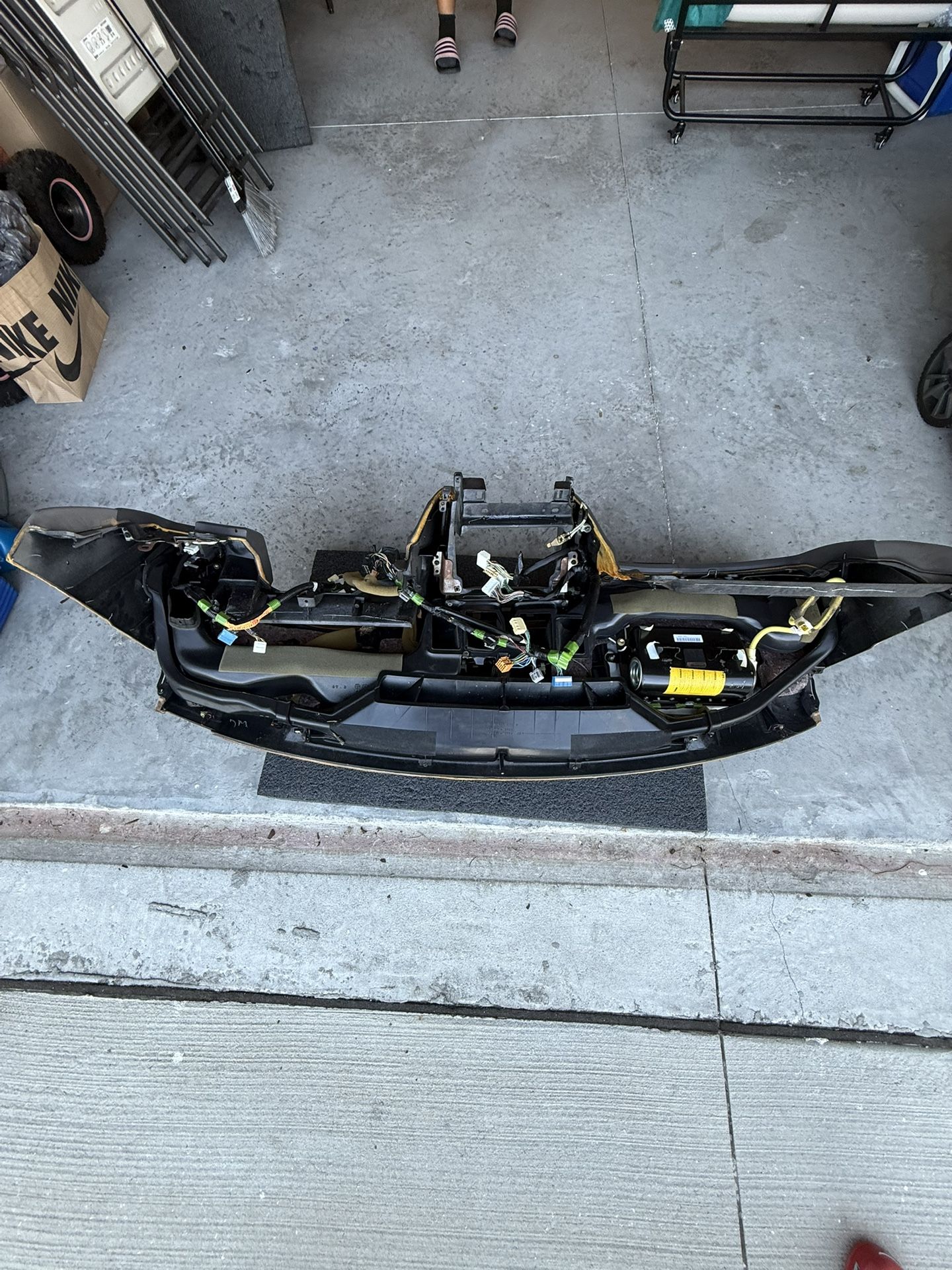 1(contact info removed) Lexus GS300 Entire Dashboard Panel Assembly With Wiring