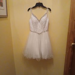 Girls Dress. Please See Full Description Below. 