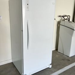 Frigidaire Deep Freezer