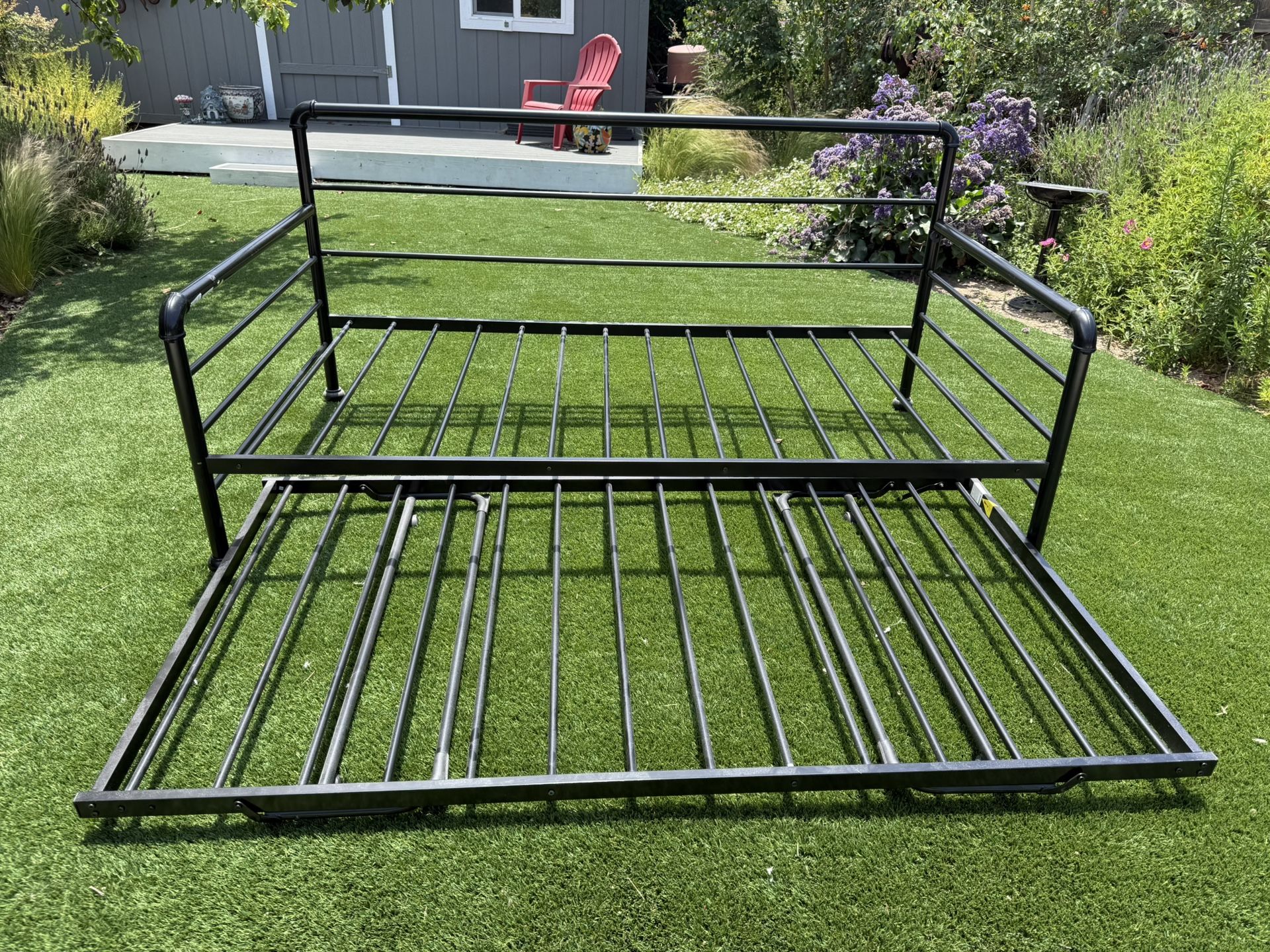Twin Trundle Bed