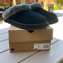 UGG Cluggette Slippers In Black And Grey