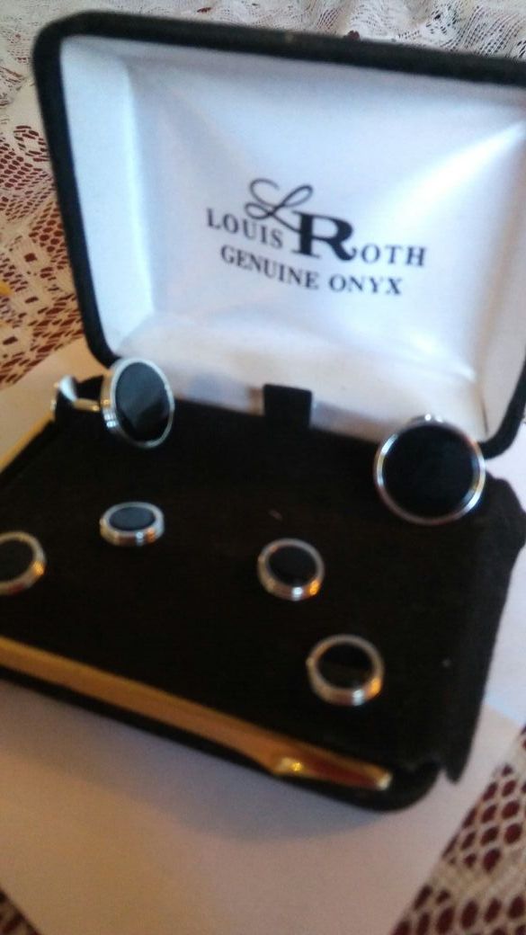 Louis Roth Genuine Onyx Cufflinks set