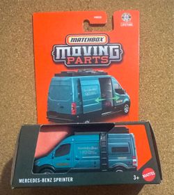 Matchbox Moving Parts Mercedes-Benz Sprinter