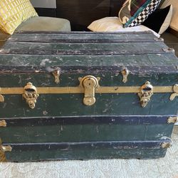 Antique Steamer Trunk 1920’s Italian