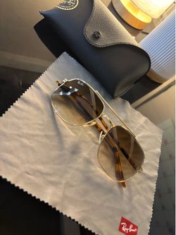 Women’s Ray Ban