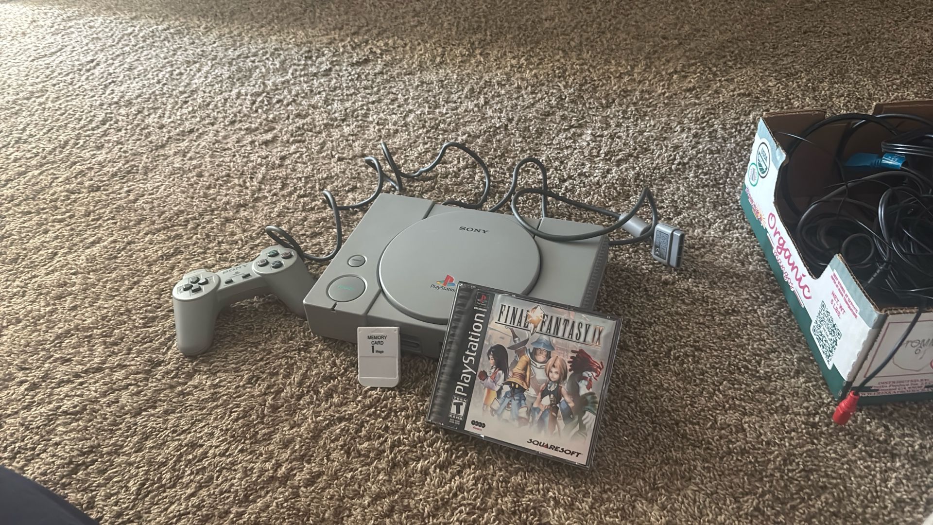 PS1 And Final Fantasy Game