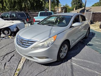 2012 Hyundai Sonata — 120k Miles — Clean, New Brakes, New Engine