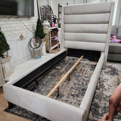 Bed and mattress