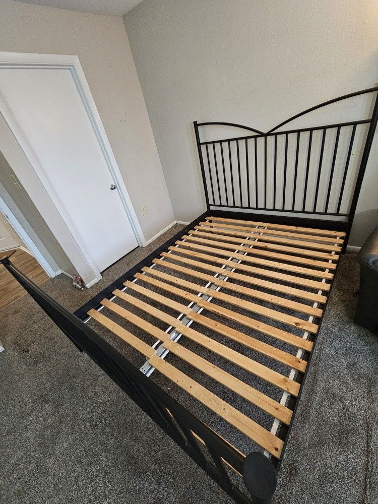 Queen Metal Bed Frame