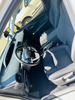Toyota Prius 2017