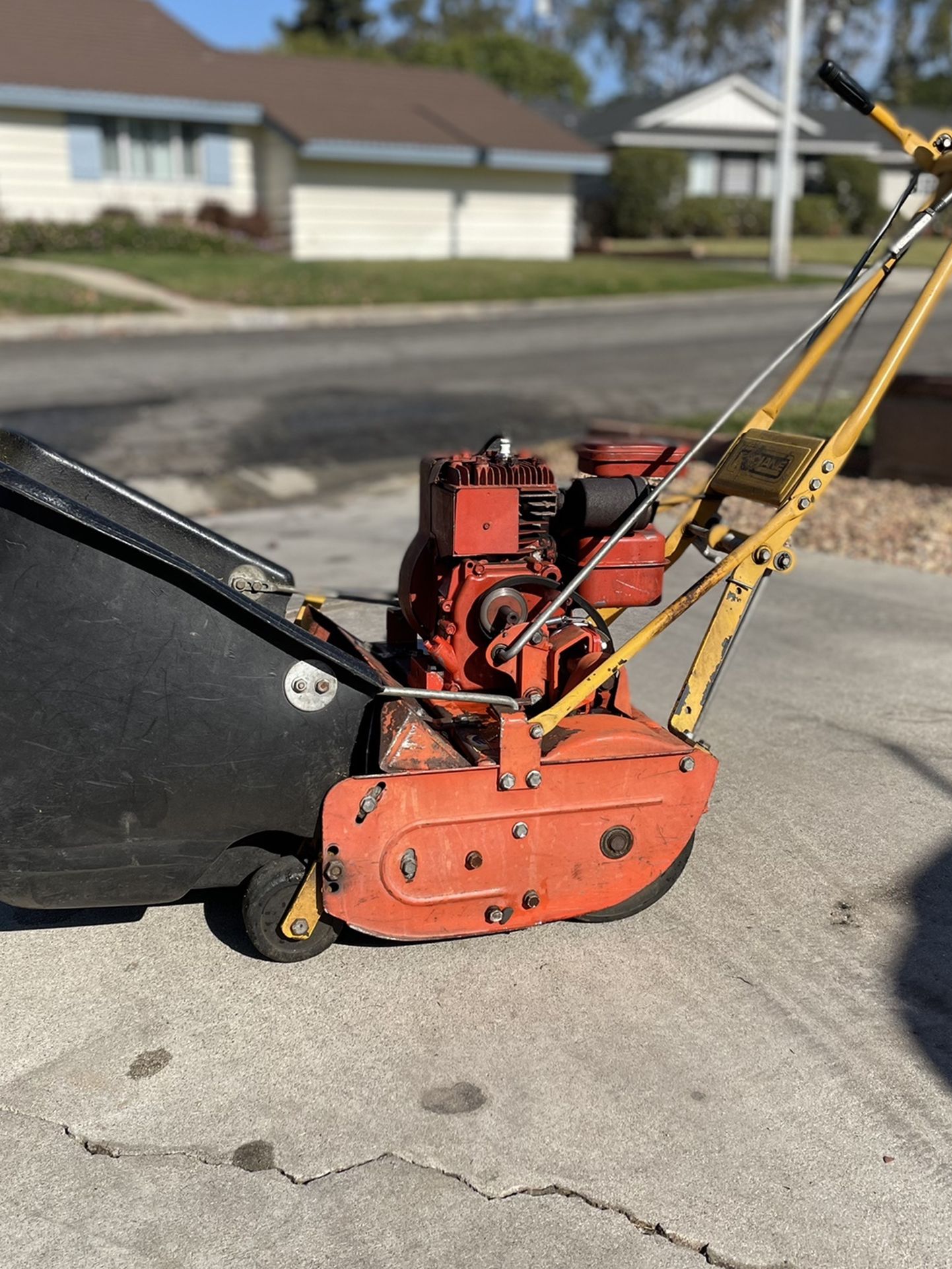 Mclane Front Throw Mower for Sale in West Covina, CA OfferUp