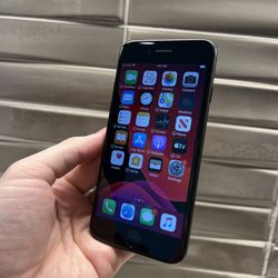 iPhone 7 32GB Unlocked To Any Carrier 