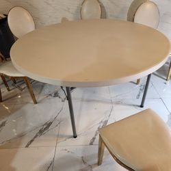 60 INCH ROUND PARTY TABLES 