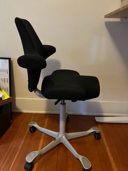 Capisco Ergonomic Chair by HAG