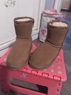 Bearpaw boots