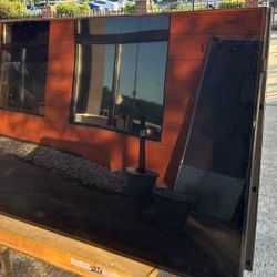 75 inch TV Samsung 