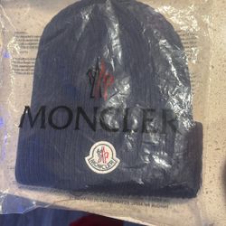 Montcler Beanie 