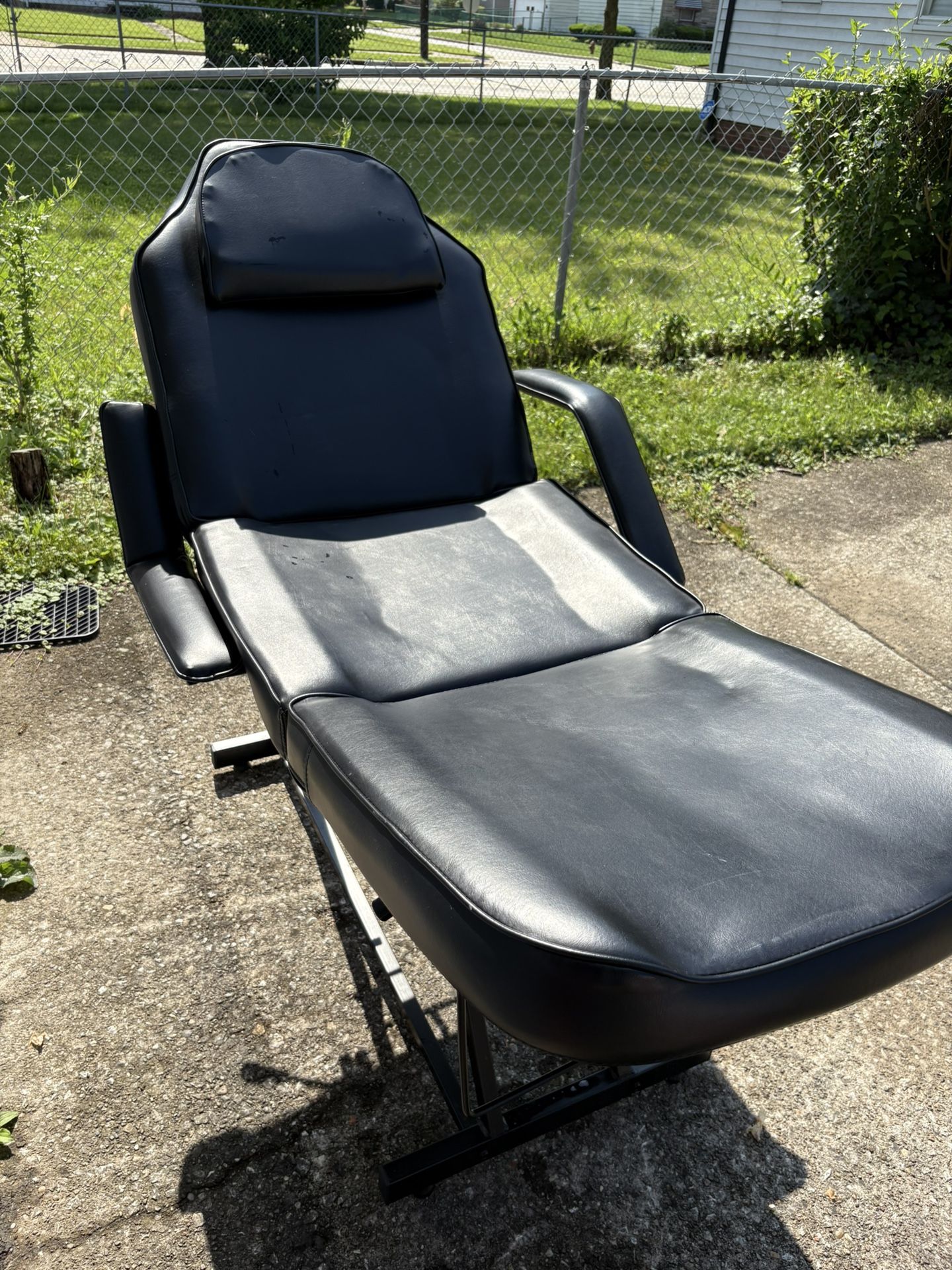Leather tattoo Table/Chair