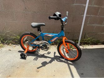 Kids 16 inch Hot wheels bike