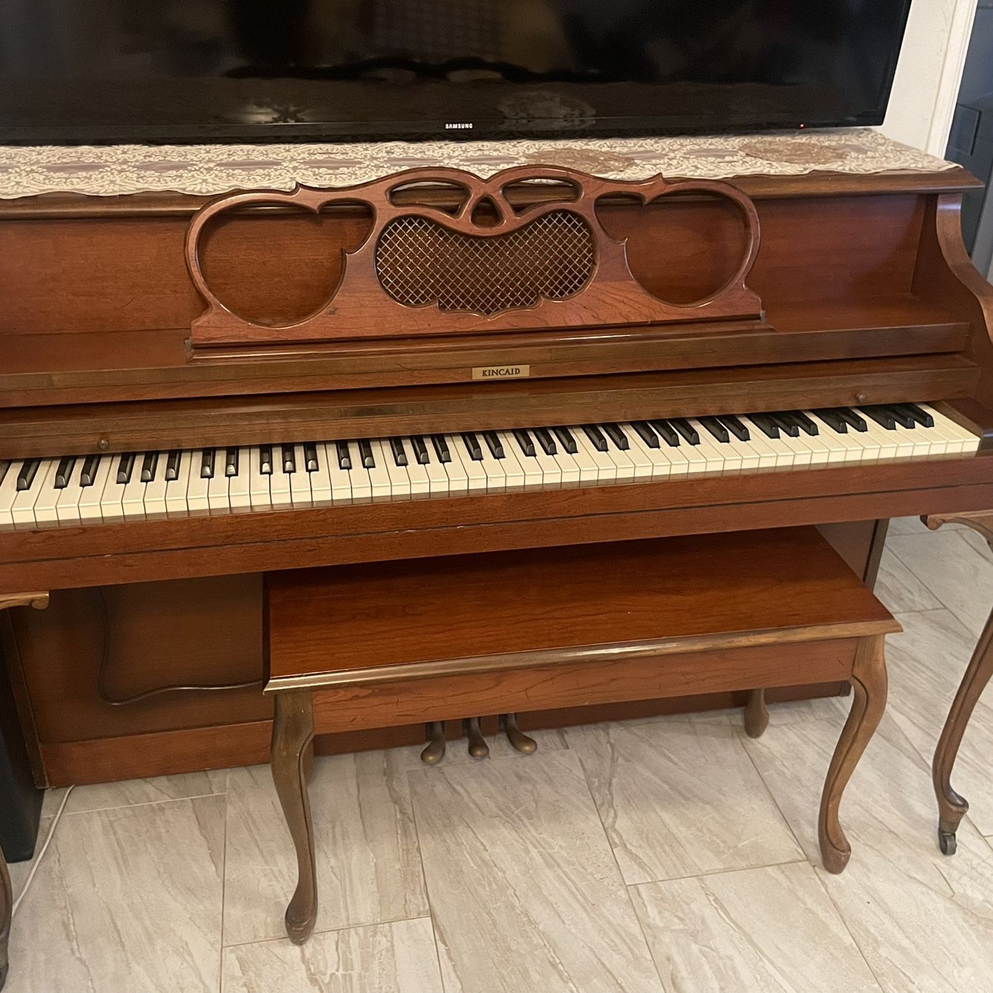 Kincaid cheap upright piano