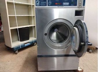 Refurbished Dexter WCVD18KCS-12SZ / T300 Commercial Front Load Washer – 18–20 lb Capacity