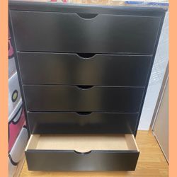 5 drawers dresser / Five drawers dresser