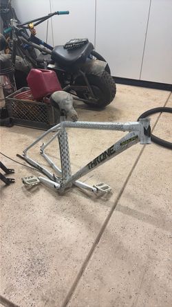 Throne 29er frame