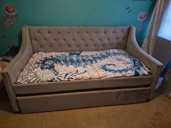 Modern Gray Tufted Daybed w/ Pull-Out Trundle Bed – Twin Size